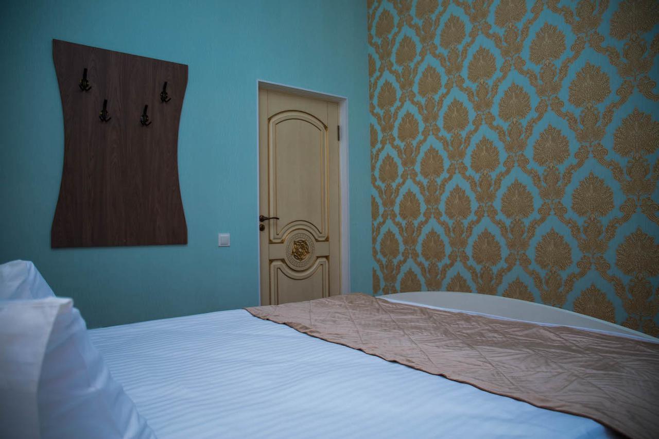 Jasmine Hotel Taraz Buitenkant foto
